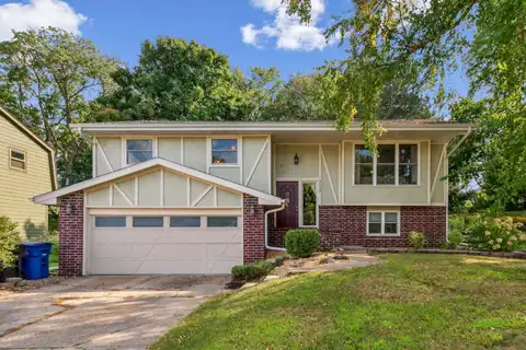 3124 Valdez Drive, Des Moines, IA 50310
