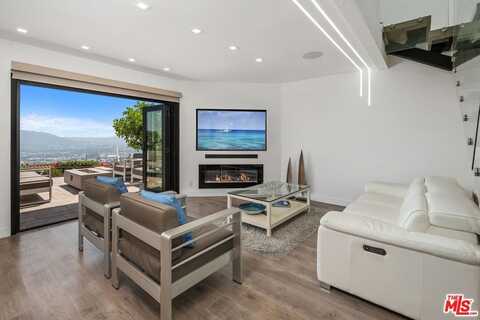 1703 Camino De Villas, Burbank, CA 91501