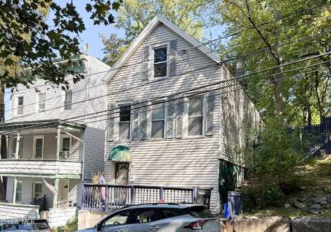 84 Lincoln Avenue, Troy, NY 12180