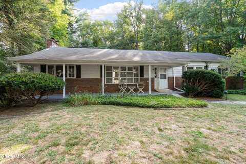 159 Wood Dale Drive, Clifton Park, NY 12019