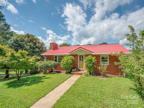 41 Wesley Branch Road, Asheville, NC 28806