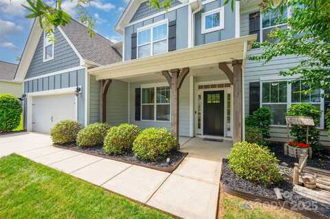 131 Canoe Pole Lane, Mooresville, NC 28117