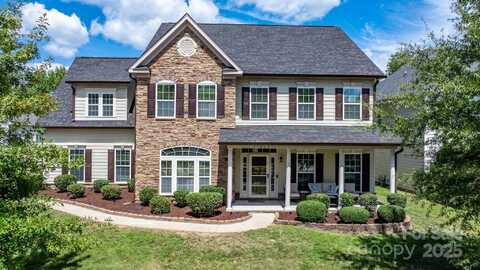 11515 Warfield Avenue, Huntersville, NC 28078