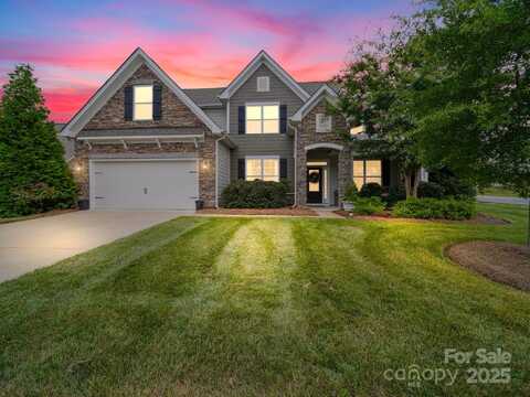 9285 Vecchio Drive, Fort Mill, SC 29707