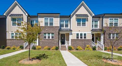 114 Glencoe Lane unit: 102, Mooresville, NC 28117