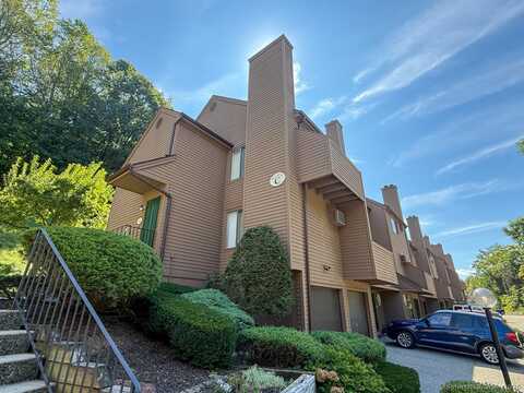 55 Cross Street, Danbury, CT 06810