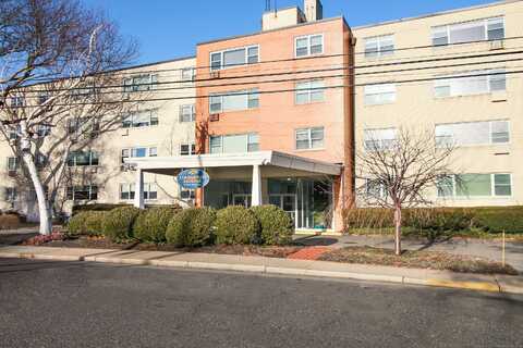 292 Pequot Avenue, New London, CT 06320