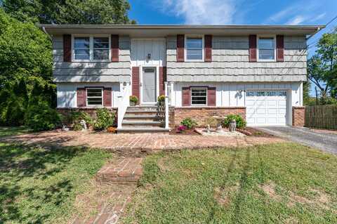 4 Elaine Drive, Stamford, CT 06902