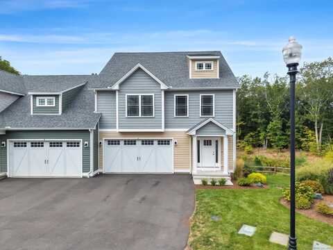 40 Newbury Court, North Haven, CT 06473