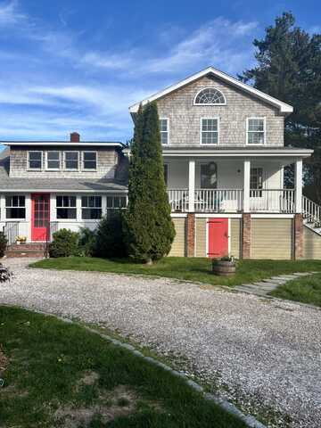 26 Avery Street, Stonington, CT 06355