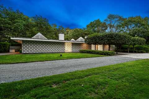 565 Oenoke Ridge, New Canaan, CT 06840