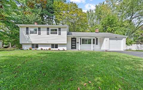 12 Banbury Lane, Bloomfield, CT 06002