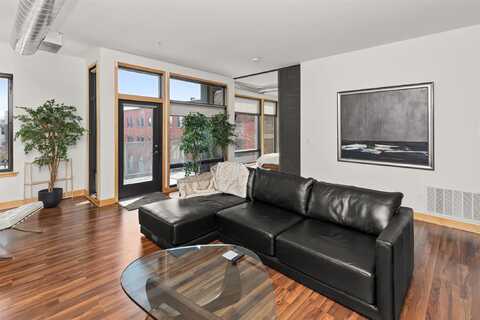 119 4th Street unit: 306, Des Moines, IA 50309