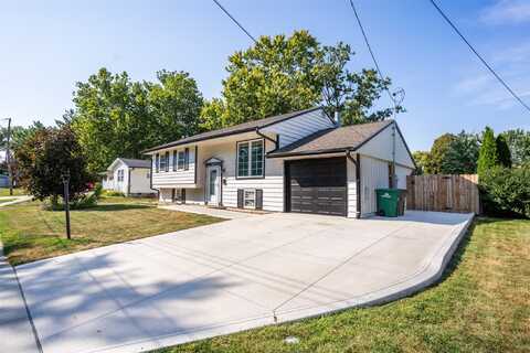 505 5th Street SE, Altoona, IA 50009
