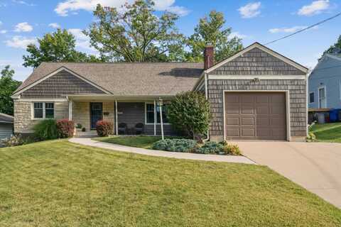 1985 Marion, Dubuque, IA 52003