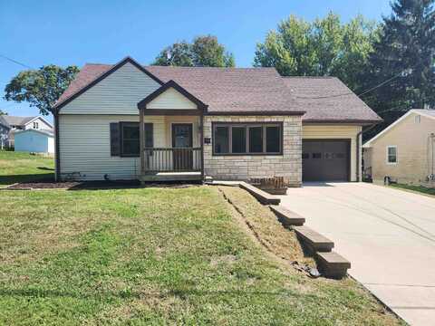 1896 Floraview, Dubuque, IA 52001