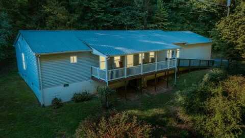993 Lick Branch Road, Carrie, KY 41725