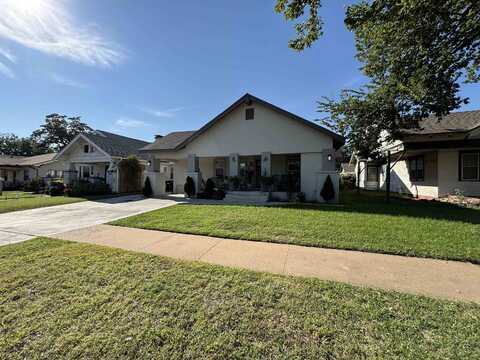 819 W Wabash, Enid, OK 73703