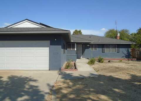 5530 Bond Street N, Fresno, CA 93710