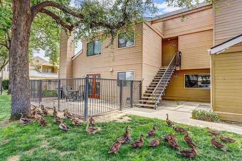7675 1st Street N, Fresno, CA 93720