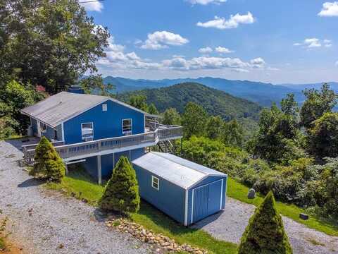 640 Flowers Gap Road, Franklin, NC 28734