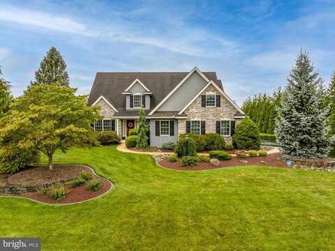 5318 CHARIOT DRIVE, SCHNECKSVILLE, PA 18078