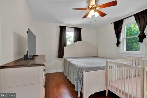 421 E 5TH STREET E, FLORENCE, NJ 08518