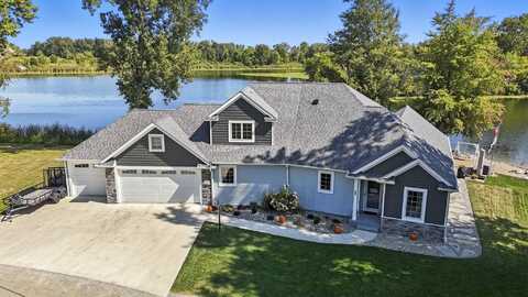 5425 S Groveland Drive, Albion, IN 46701