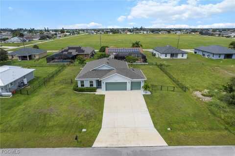 2112 NE 4th Place, Cape Coral, FL 33909