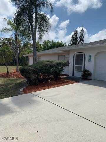 1028 SE 23rd Place, Cape Coral, FL 33990