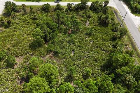 3204 51st Street W, Lehigh Acres, FL 33971