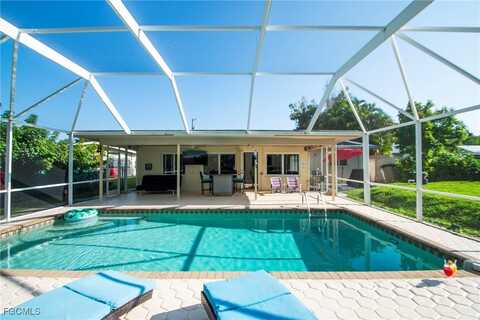 89 Glenmont Drive W, North Fort Myers, FL 33917