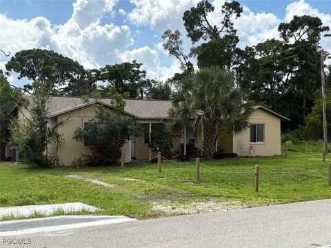 1324 Del Pine Drive, Cape Coral, FL 33909