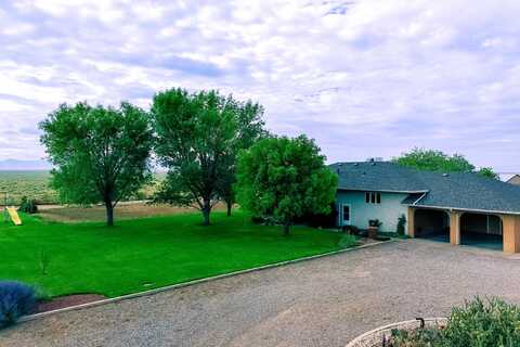 12 Las Borregas Road, Belen, NM 87002
