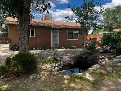 5905 TOKAY Street NE, Albuquerque, NM 87107