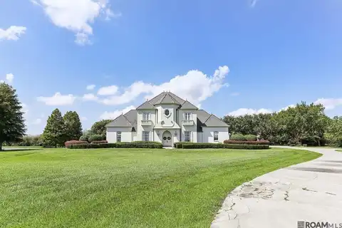 21550 Rabbit Run Dr, Baton Rouge, LA 70817