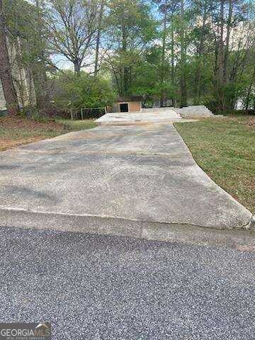 7582 Colonial, Jonesboro, GA 30236