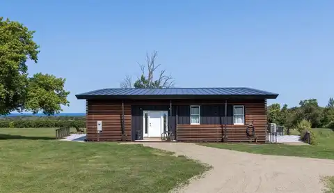 9770 SIDEHILL Road, North East, PA 16428