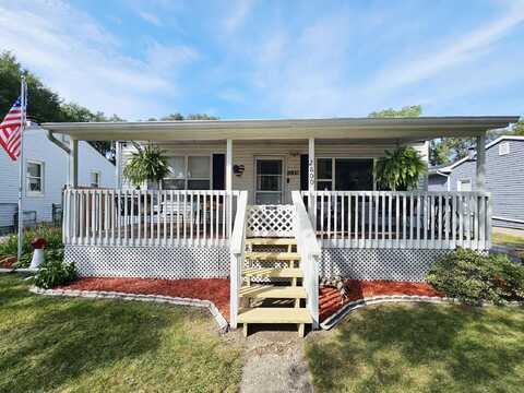 2800 W 39th Place, Gary, IN 46408
