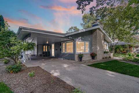 428 Crestwood Drive, Hobart, IN 46342