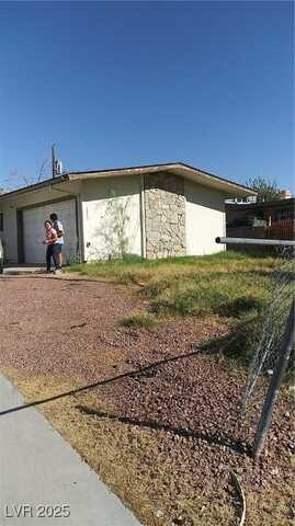 2484 Anglia Street, Las Vegas, NV 89142