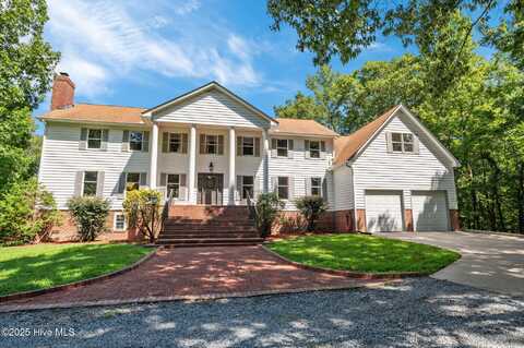 108 Farmington Road, Grimesland, NC 27837