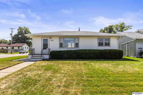 1373 E Austin Lane, Fremont, NE 68025