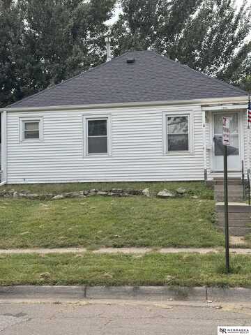 1901 S 28th Street, Lincoln, NE 68502