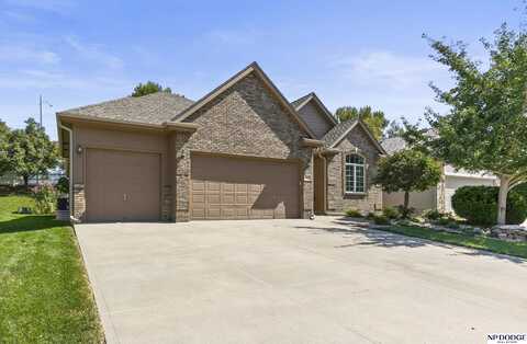 3235 N 157 Street, Omaha, NE 68116