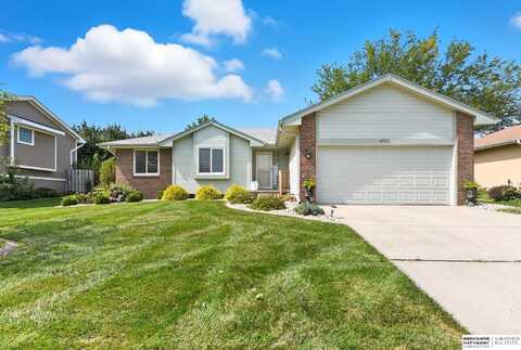 4386 S 154th Street, Omaha, NE 68137
