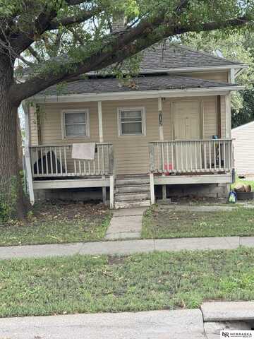 612 S 20th Street, Lincoln, NE 68510