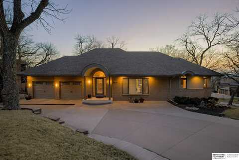 21839 Hillandale Road, Elkhorn, NE 68022