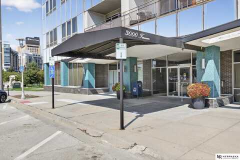 3000 Farnam Street, Omaha, NE 68131