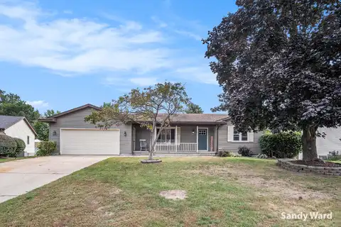 7432 Sunview Drive SE, Grand Rapids, MI 49548